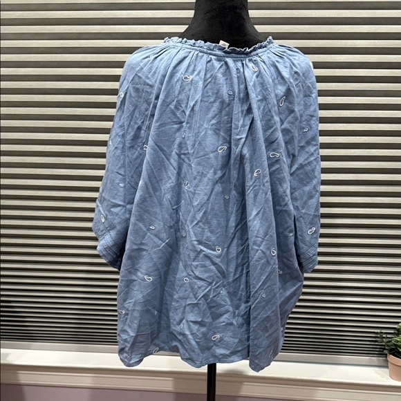 a.n.a Light Blue Embroidered Button-Front Women’s Blouse - Picture 2 of 5